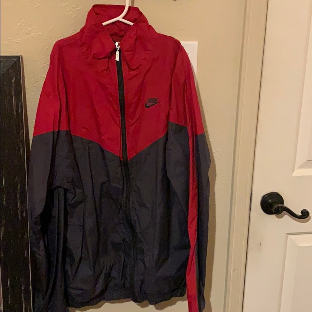 Nike windbreaker Men’s Medium